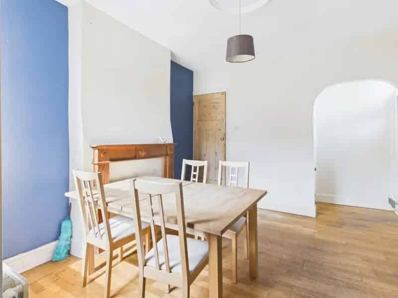 2 Bedroom House For Sale in Leicester West End