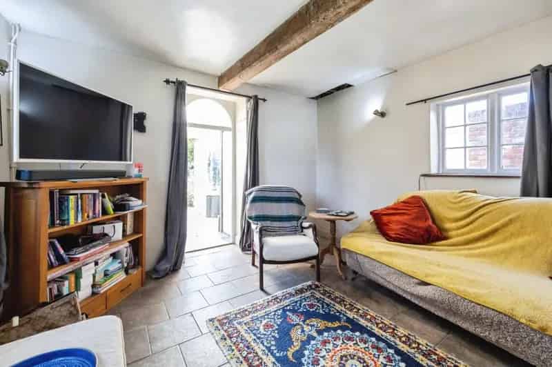 Charming 2-Bedroom Cottage in Ash with Aga Cooker and Garden