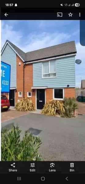 Spacious House Near Cannon Park and Train Station