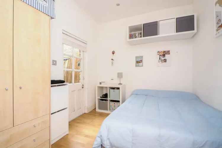 2 Double Bedroom Ground Floor Garden Flat Clapham