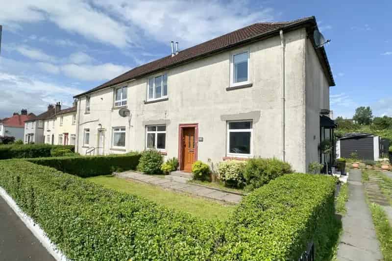 2 Bedroom Flat for Sale