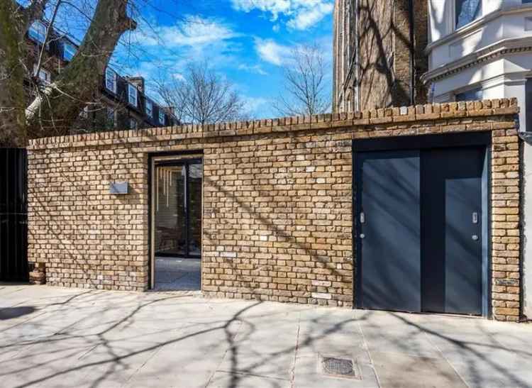 Luxury One Bedroom Freehold House Earls Court