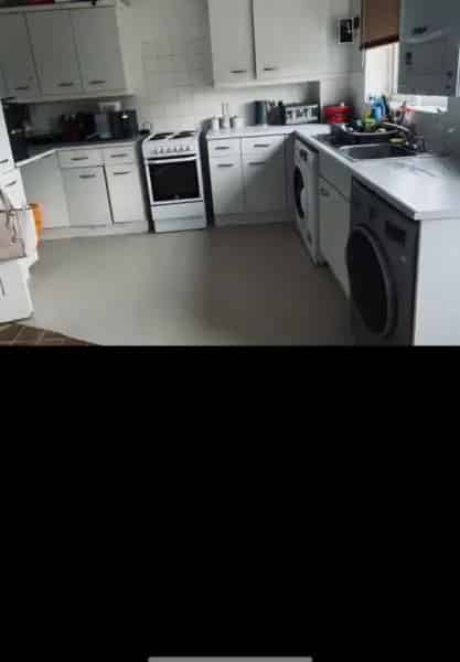 2 Bed House  Potential 3 Bed  Upstairs Bathroom  Parking  Near Shops