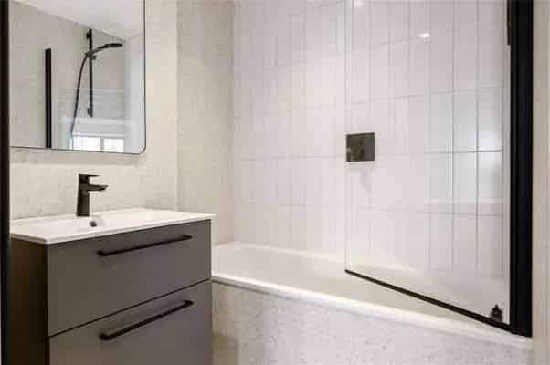 Luxury 2-Bed Apartment Hoxton Street, London