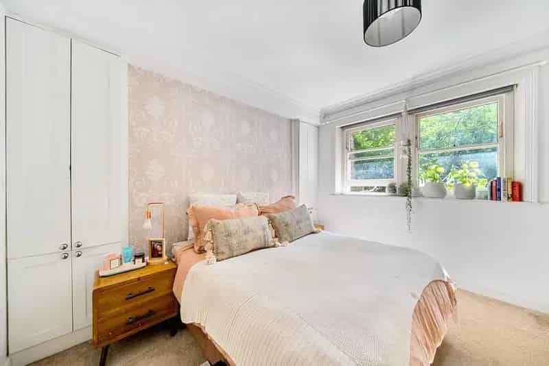Two Double Bedroom Maisonette Southfields Garden Freehold