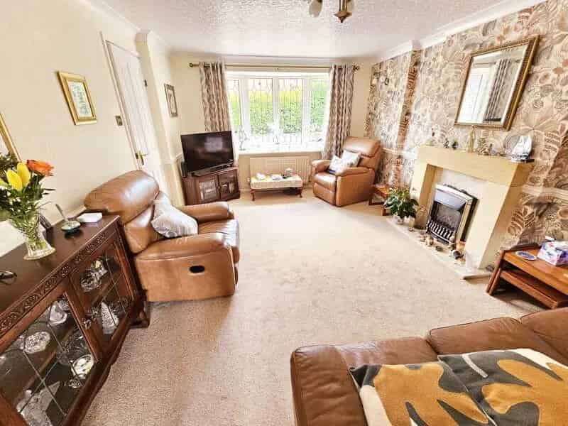 4 Bedroom Detached House for Sale Near Birmingham