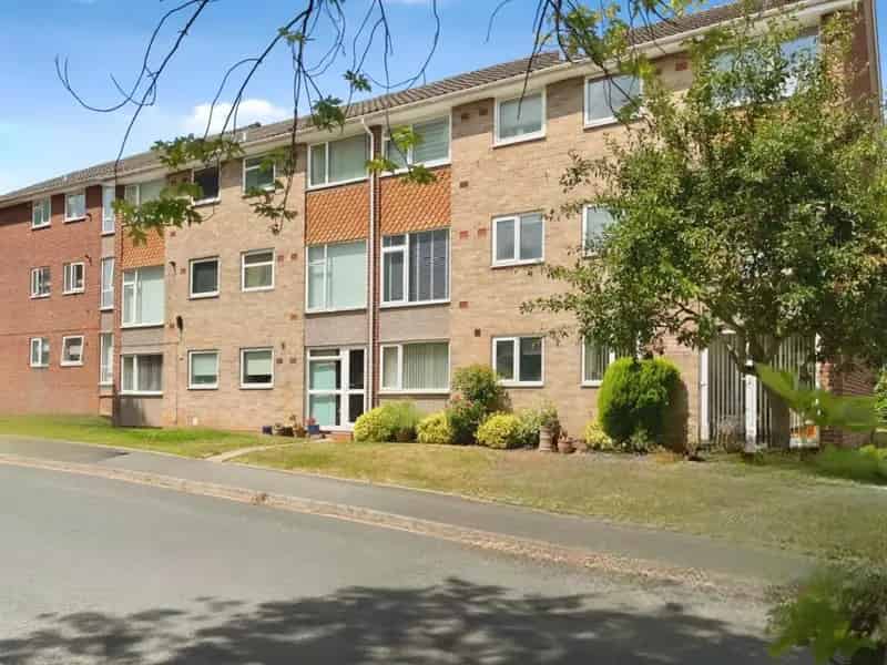 2 Bedroom Flat For Sale Sutton Coldfield
