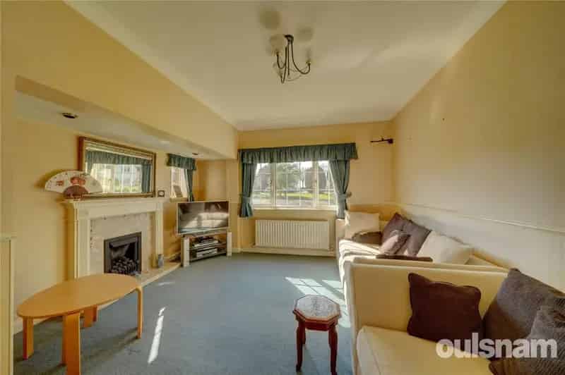 3 Bedroom Semi-Detached House for Sale Bournville