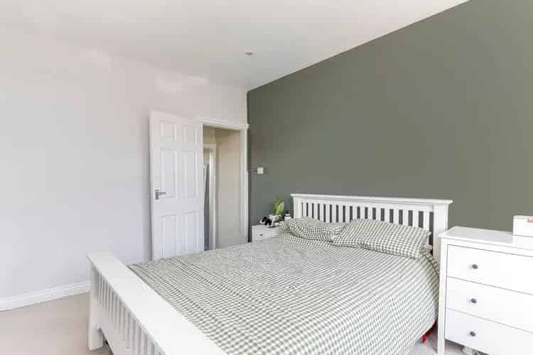 2 Bed Terrace House for Sale Near Otley Road