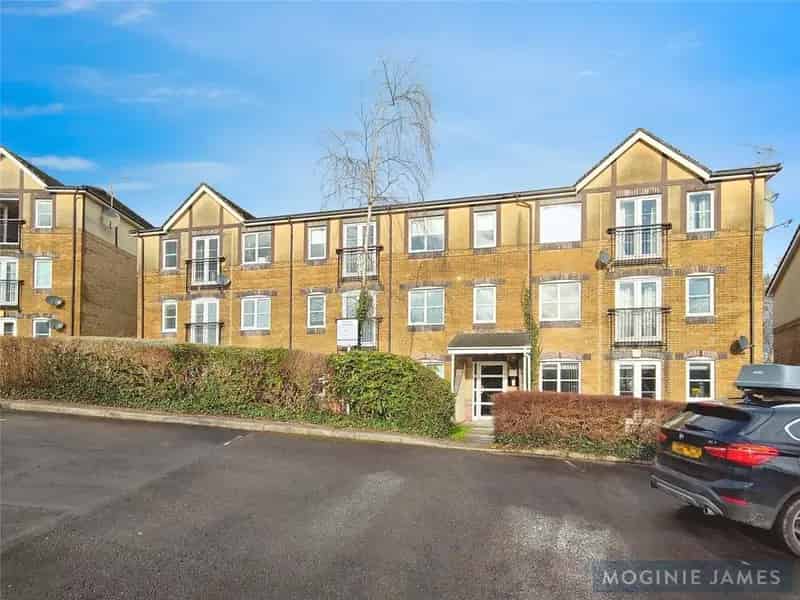 2 Bedroom Apartment for Sale