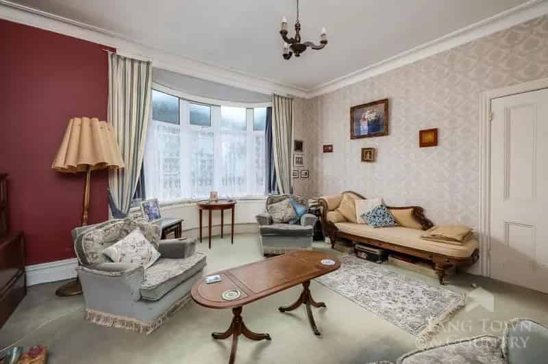 4 Bed Detached House For Sale Near Schools