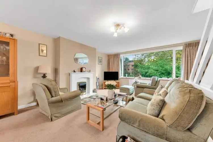 4 Bedroom Townhouse for Sale in Beckenham