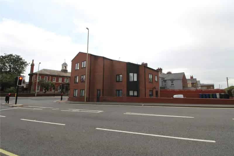 Jarrow Flat 2nd Floor 1 Bedroom Modern Kitchen Parking EPC D