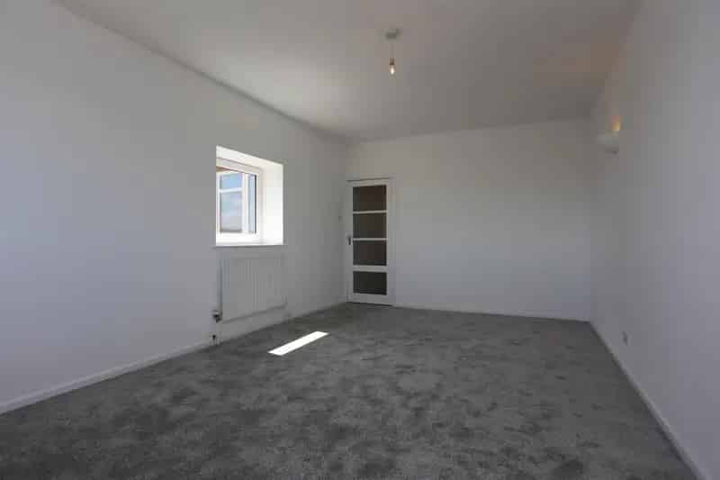 2 Bedroom Flat to Rent - City Views