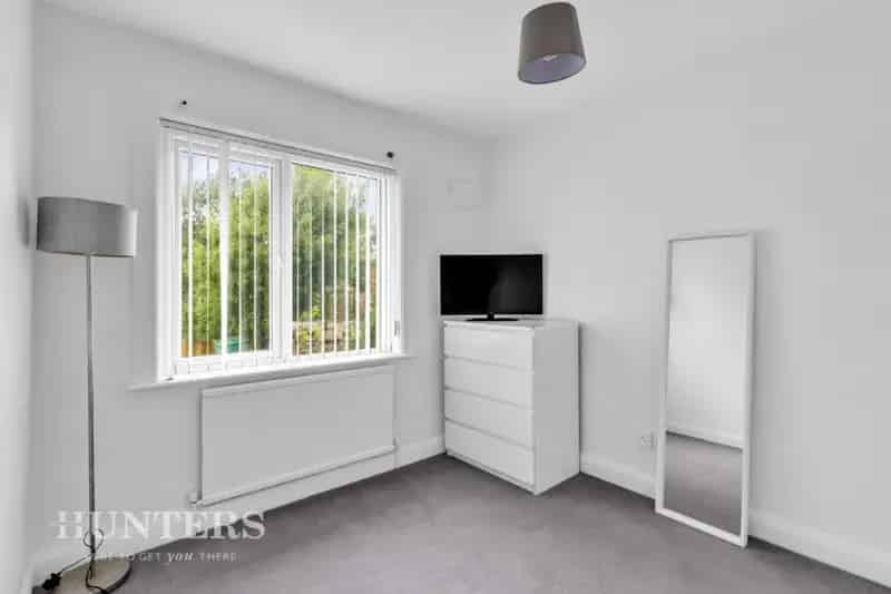 2 Bed Semi-Detached House For Sale Newly Renovated