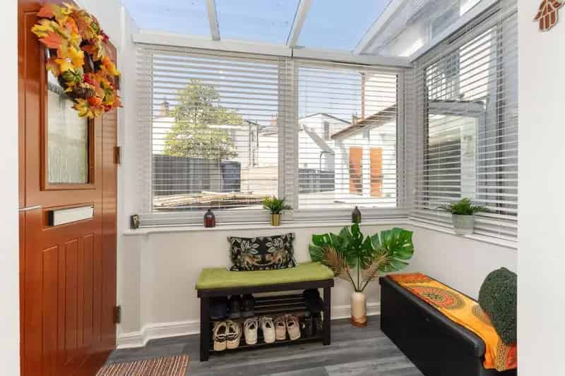 2 Bedroom Ground Floor Flat for Sale in Corstorphine