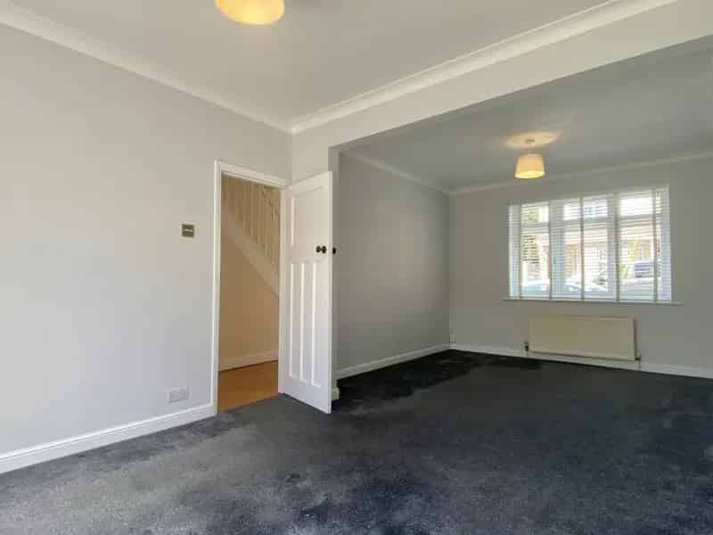 2 bedroom House
 To Rent