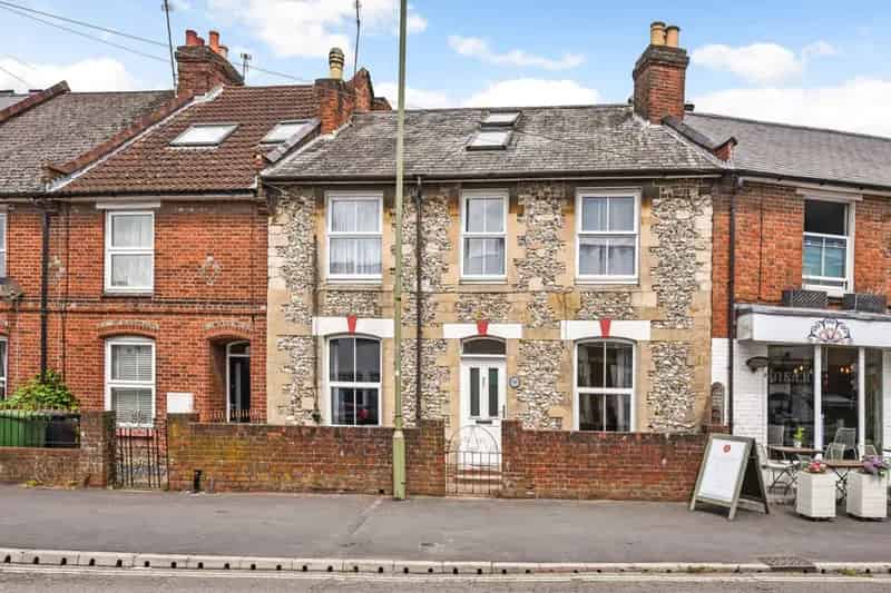 1 bedroom House of Multiple Occupation
 To Rent