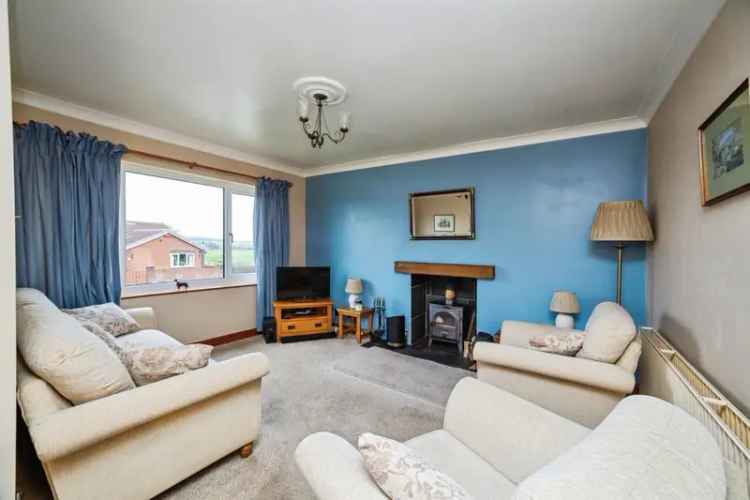 Spacious 3 Bed Linked Detached Home with Garage and Gardens