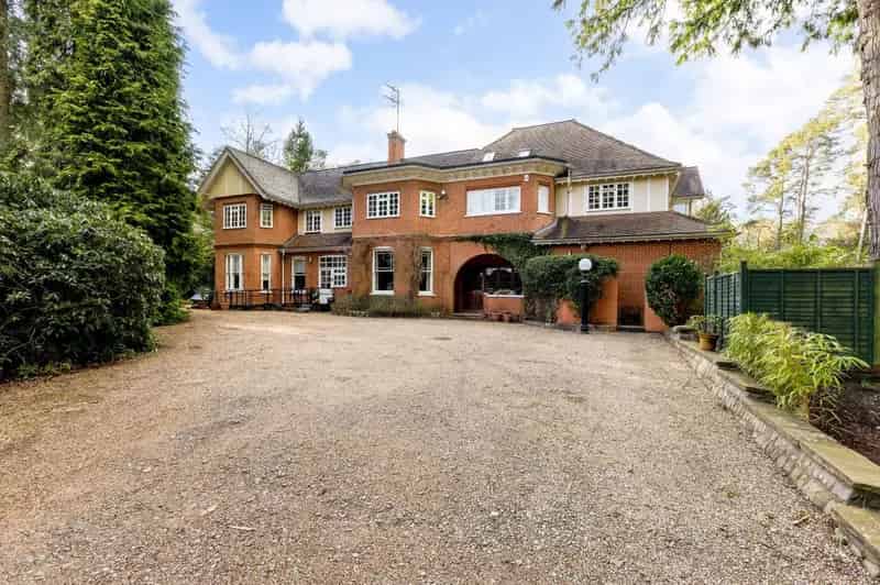 4 Bedroom House for Sale in Gated Country House Development