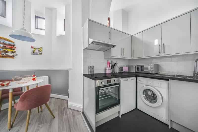 Studio Apartment in Converted Church near Crystal Palace