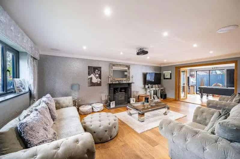 4 Bed Detached House for Sale in Pebmarsh