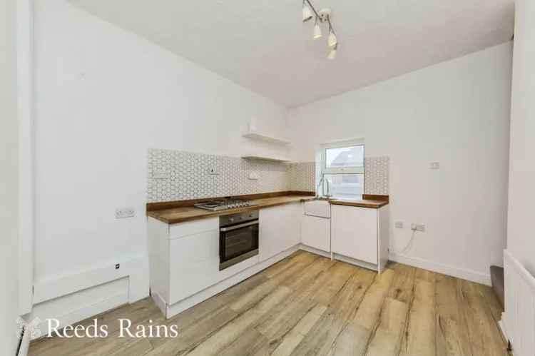 2 Bedroom Mid Terrace House For Sale Macclesfield Cheshire