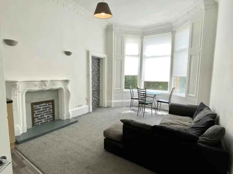 2 Bedroom Flat to Rent Glasgow Southside Part Furnished