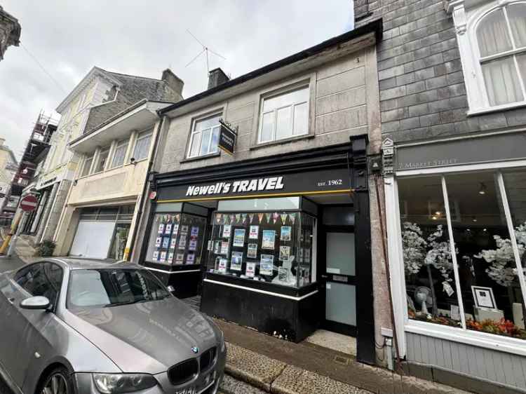 Mixed-Use Investment Opportunity 3 Flats Commercial Unit