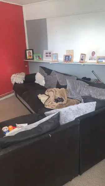 Flat For Rent in Southend-on-Sea, England