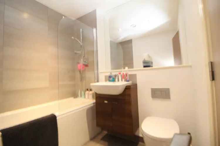 Liverpool Waterfront Studio Flat for Sale