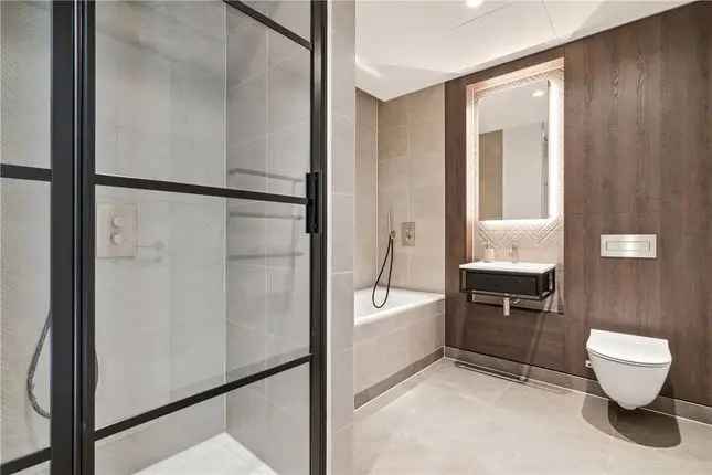 Flat for sale in Cleveland Street, London W1T