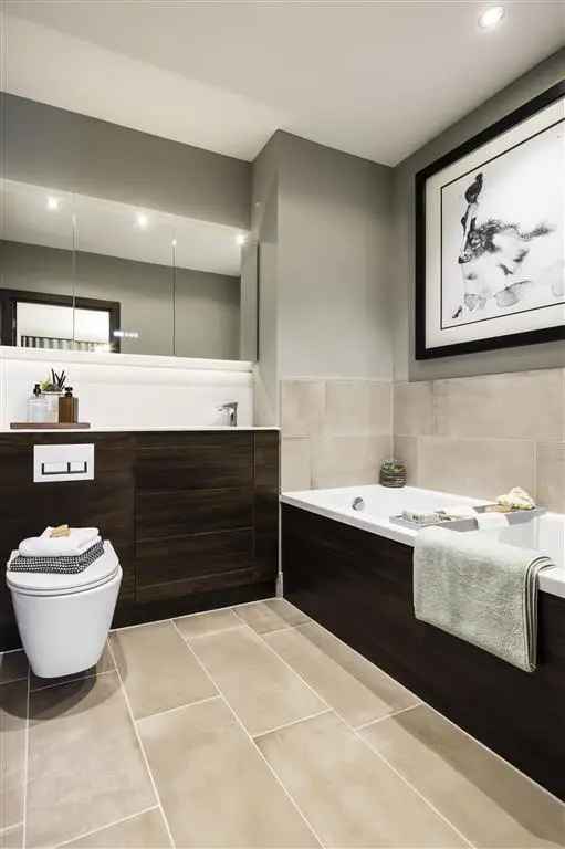 Luxury 2-Bed Apartment near Watford Station - Last Remaining