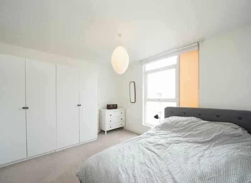 Large 2-Bedroom Apartment with City Views and Parking