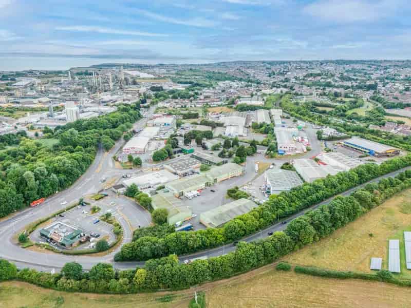 Light Industrial Unit in Barry