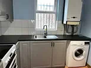 5 Bed House Botanic Ave - Students Professionals Medical