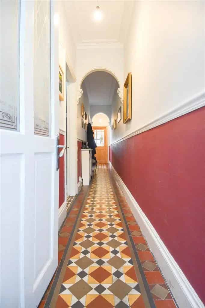 5 Bedroom Terraced House for Sale