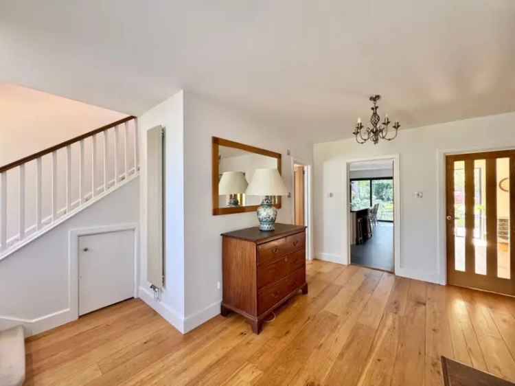 4 Bedroom Detached House for Sale Talbot Woods