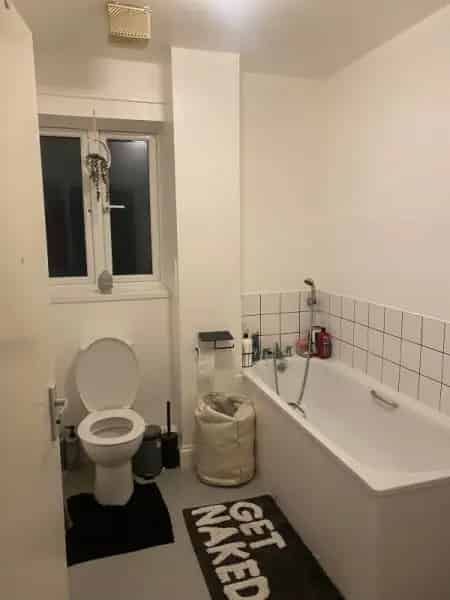 Spacious Double Room Near Burnt Oak Station Central London Access