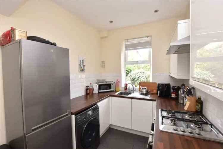 House For Sale in Leeds, England