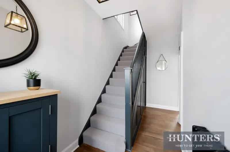 3 Bedroom House For Sale in Worcester Park