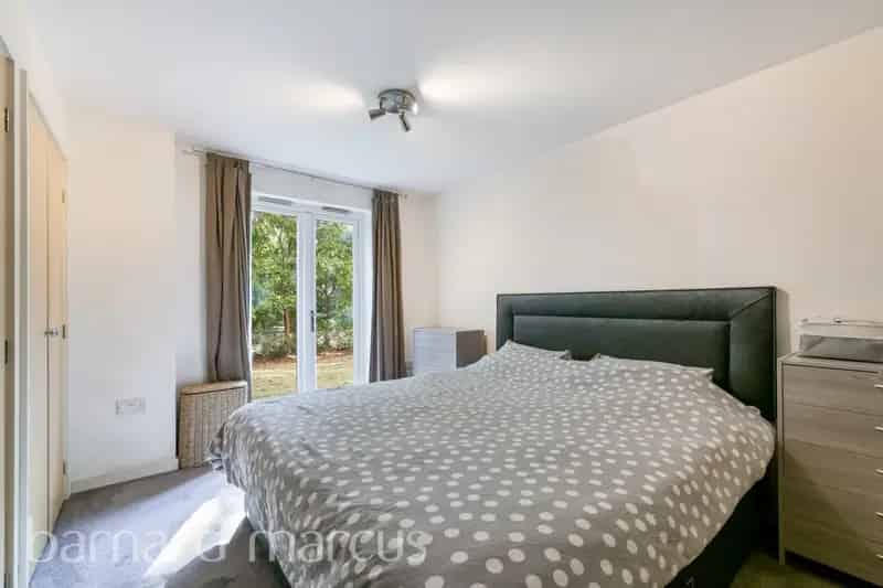 Luxury 2 Bed Apartment Feltham Available Early September