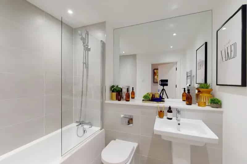 Meridian Waterside 2-Bed Apartment  Southampton Waterfront Living