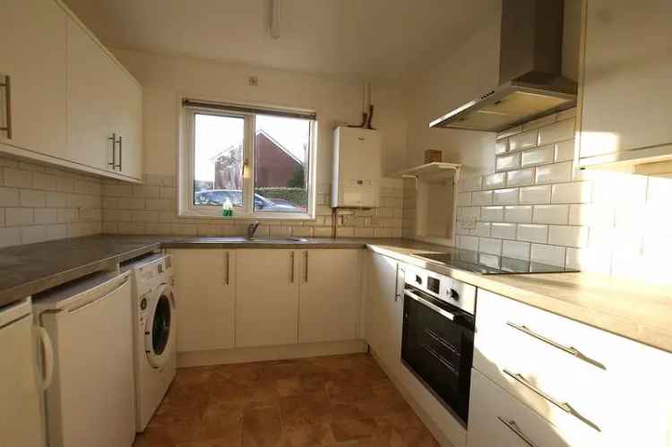 2 Bedroom Maisonette to Rent Devon