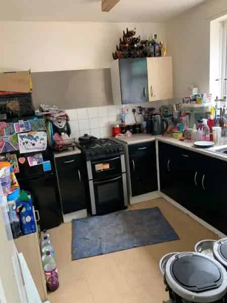 4 Bed House New Garden Large Bedroom Shower Bath