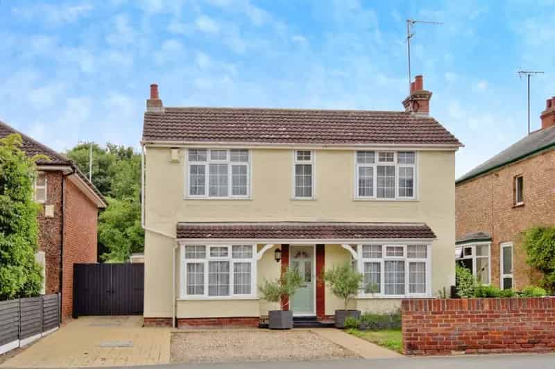 Family Home Near Colchester City Centre