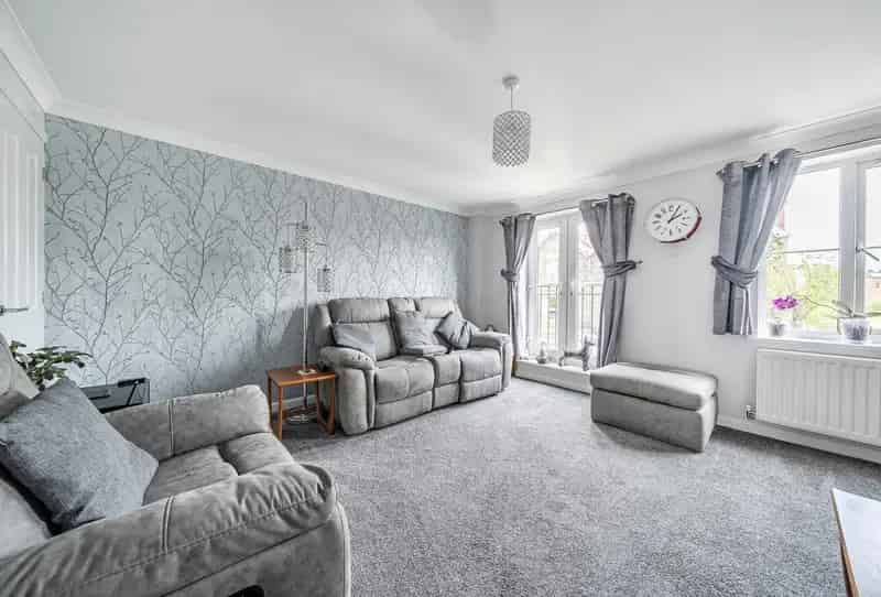 3 Bedroom House for Sale Near Shirehampton High Street
