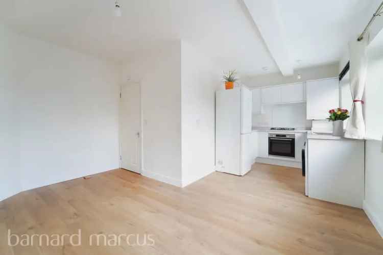 One Double Bedroom Apartment Berrylands Surbiton