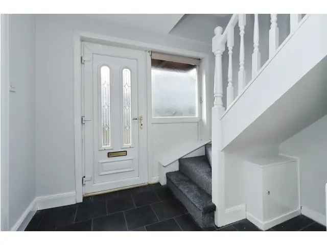 3 Bedroom End-Terraced House for Sale