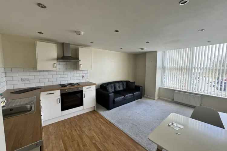Second Floor Apartment Near Amenities